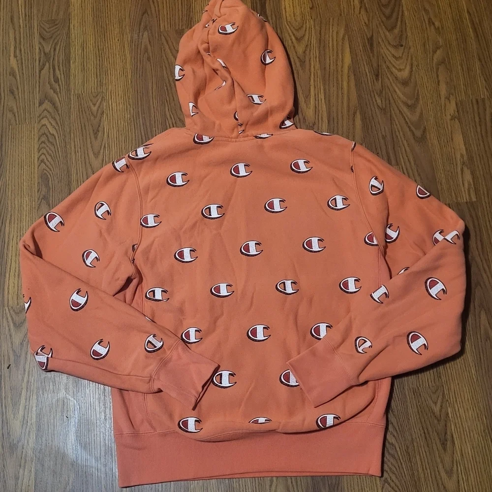 Champion Reverse Weave Women’s M Pink Logo Hoodie Classic Fit Pullover C63 - Picture 5 of 6
